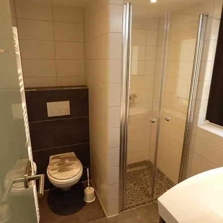 Erna Semesterbostad *